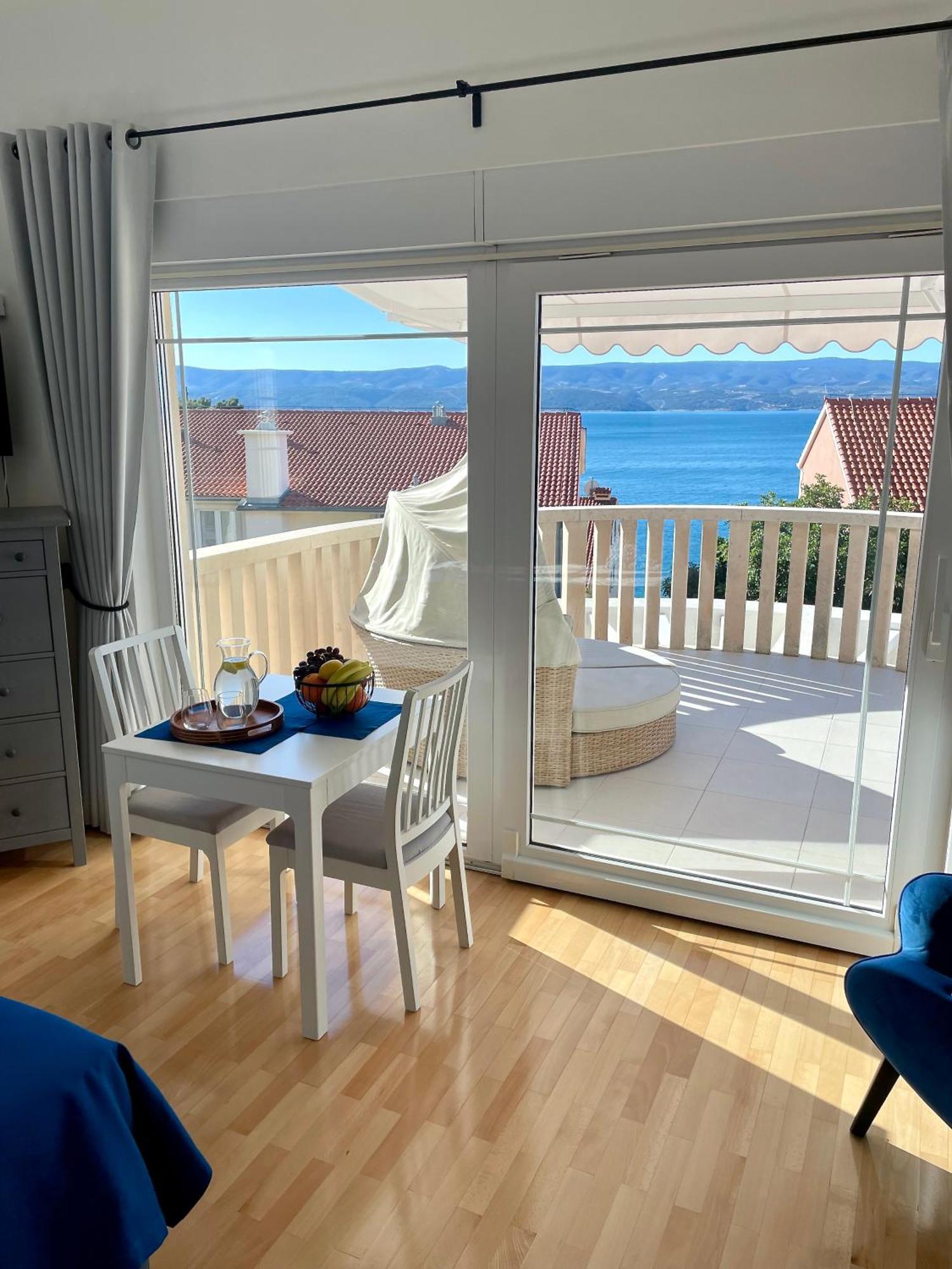 Villa Romana II Омиш Экстерьер фото