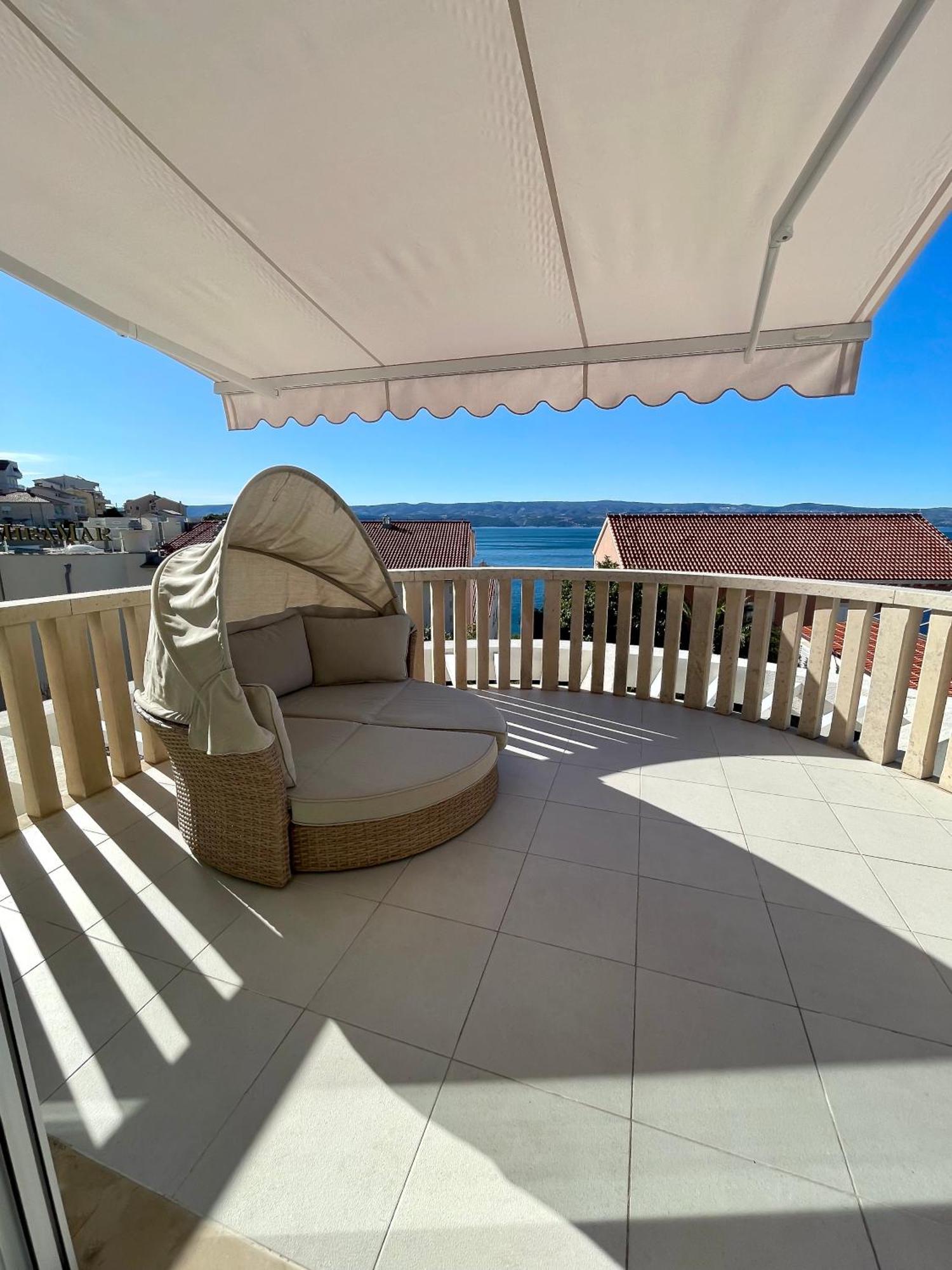 Villa Romana II Омиш Экстерьер фото